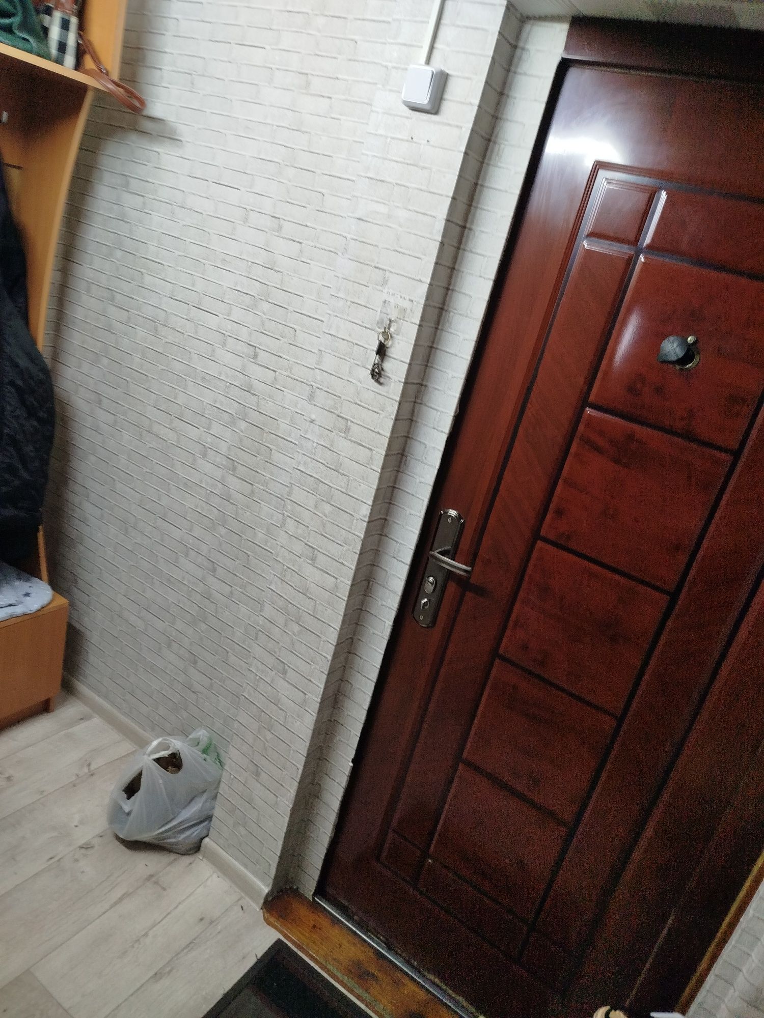 Продам 3-х комнатную квартиру в Западном на 2 этаже,