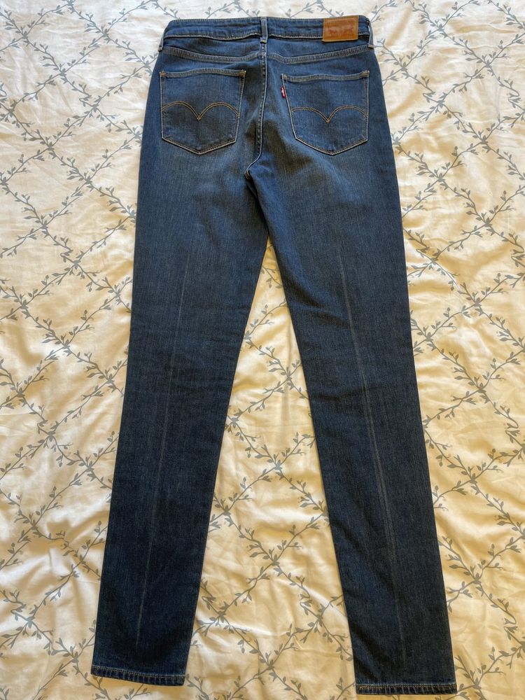 Blugi Levi’s model 721