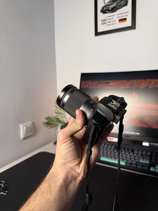 Canon m 50 mark 2 с объективом 18-150 mm