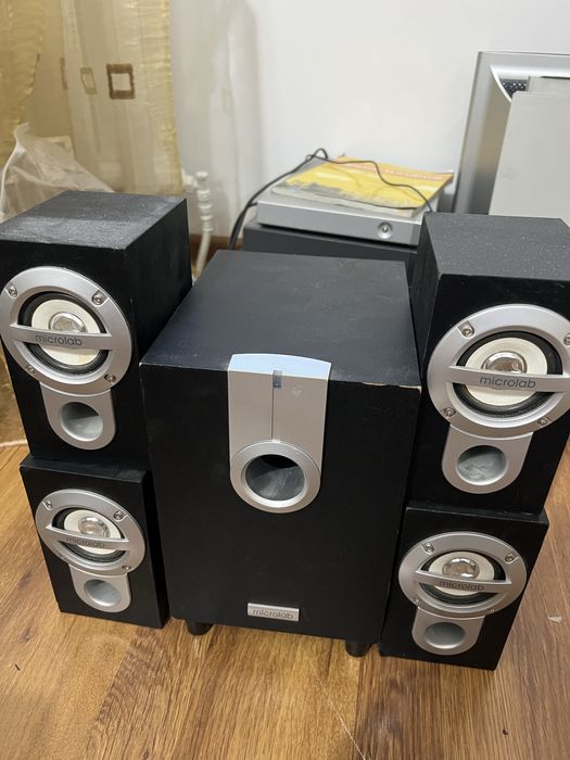 Продам колонки с сабвуфером