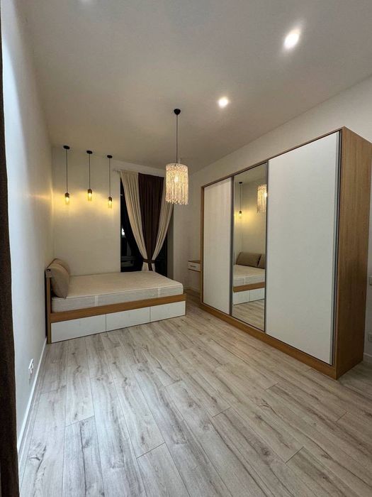 Продажа в Центре 3 комнатная 6/7 ЖК "White House"