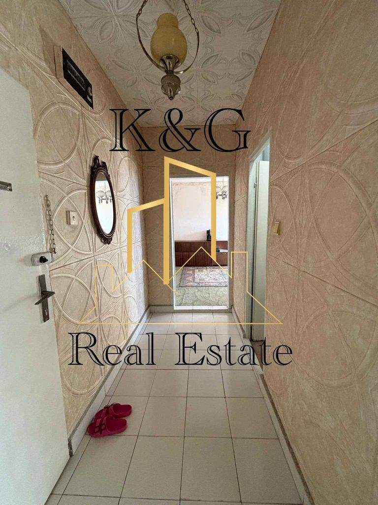 Продава се Двустаен апартамент в Разград, Орел - 64 кв.м за 1036 €/кв.м - Снимка #4