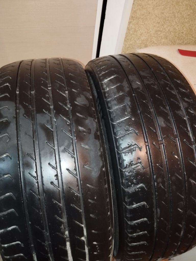 Шины летние.Размер 225/60 R16 в хорошем состояние.5000тг за пару.