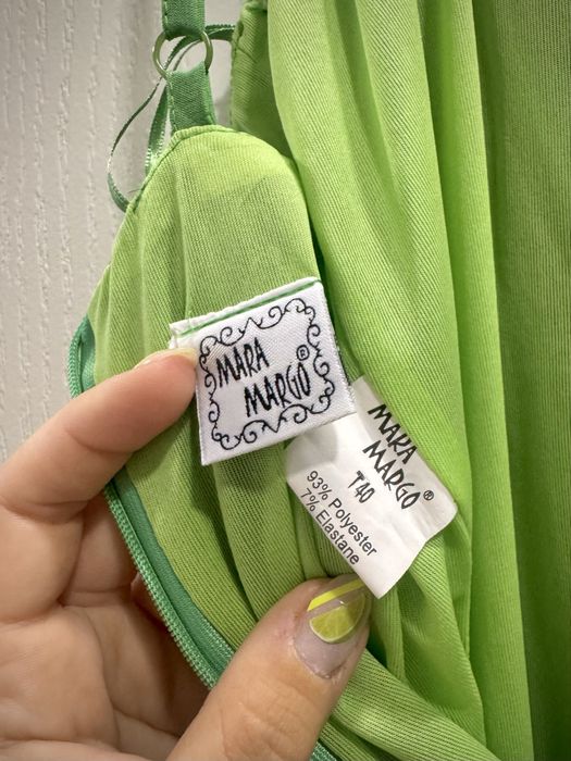 Официална рокля за повод зелена р-р 36/S