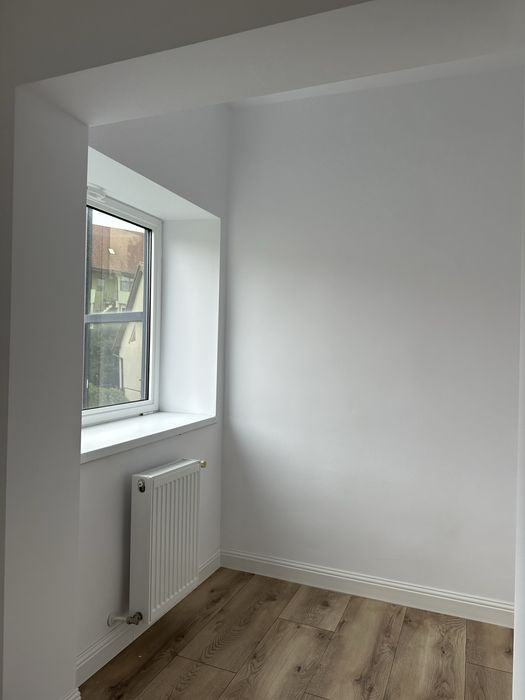 Inchiriez camera pentru salon/unghii/epilare definitiva