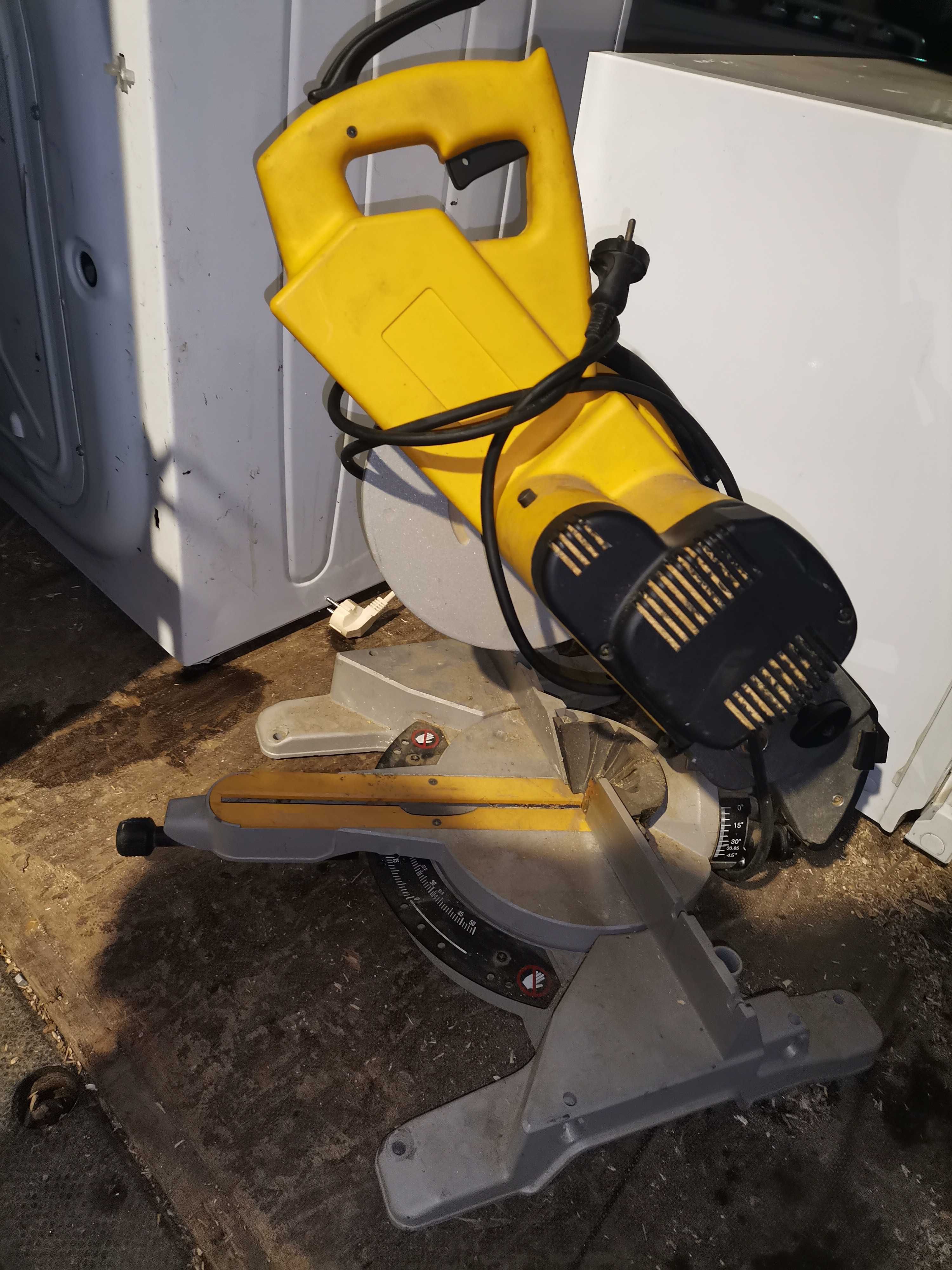 Fierăstrău circular staționar DEWALT original perfect funcțional
