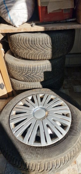 Jante tabla cu cauciucuri de iarna R15