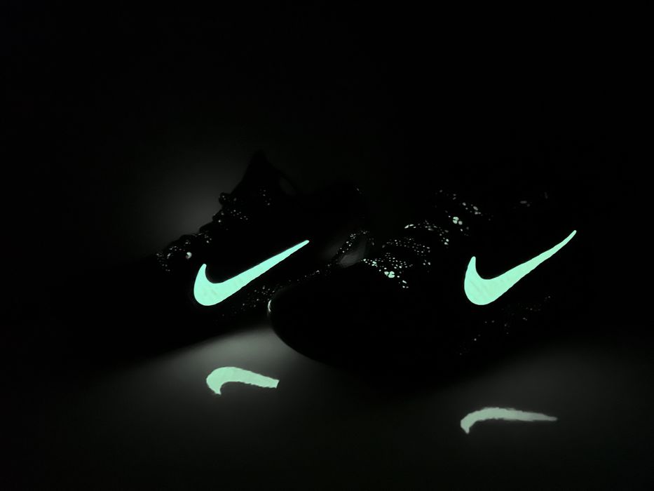 Kobe 9 University Red