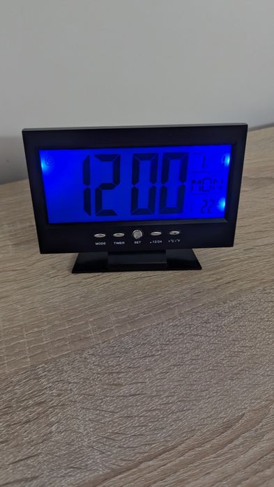Ceas digital pentru casă/birou