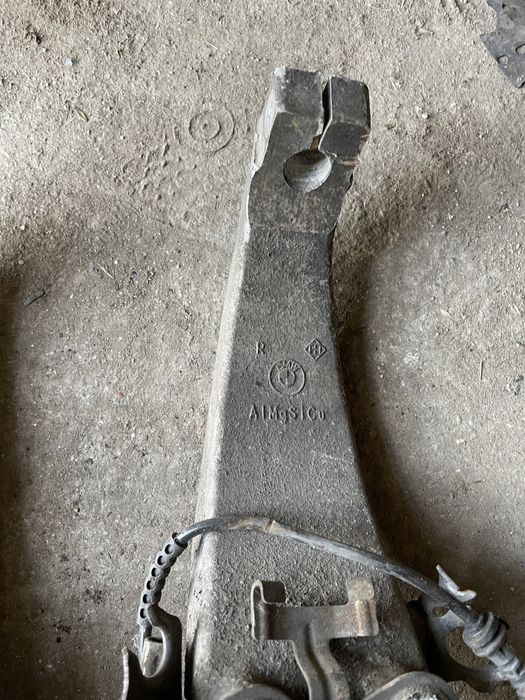 Fuzeta stanga / dreapta BMW F 10 f01 X drive xdrive 4x4 seria 7