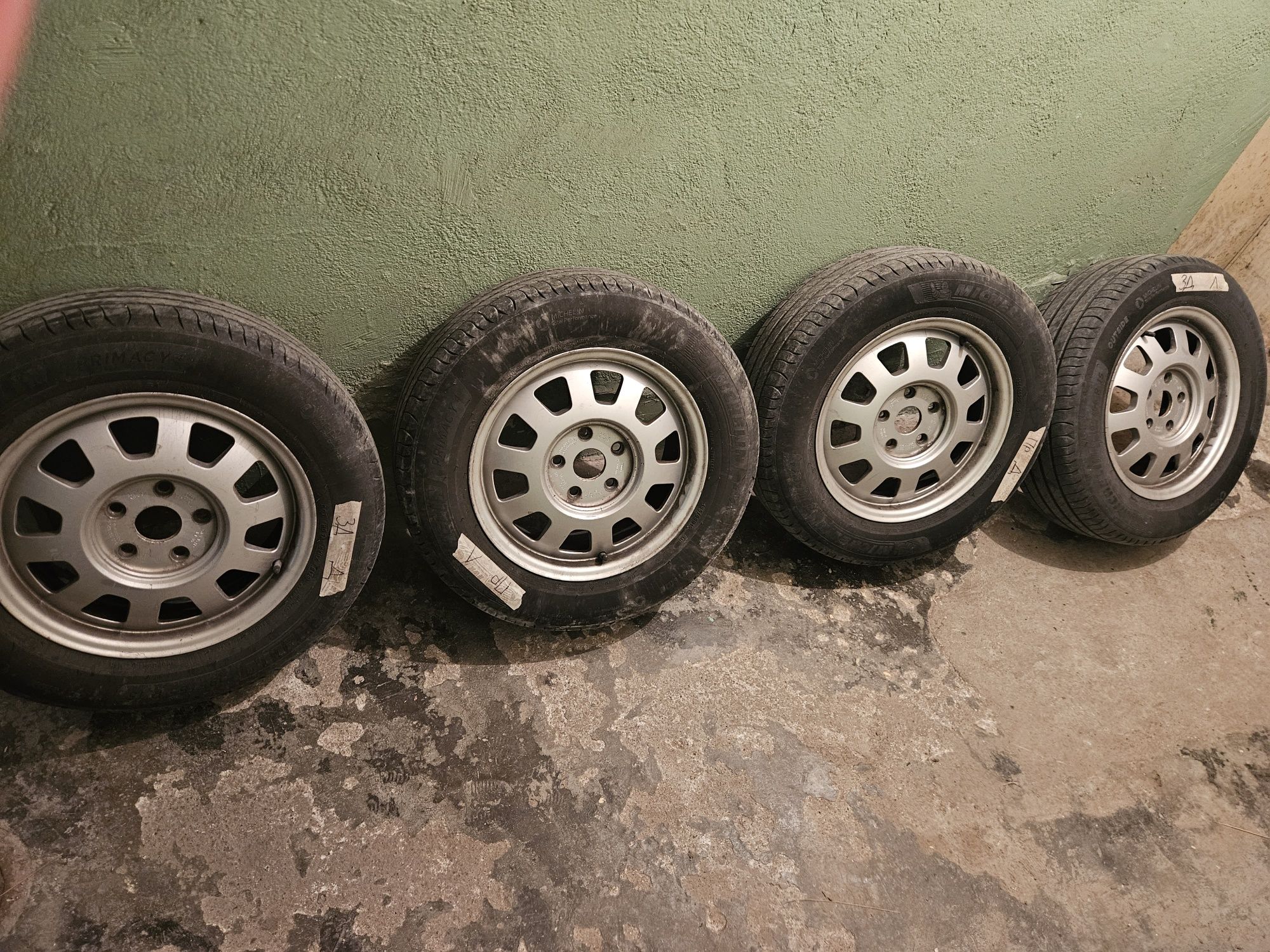 Джанти 5х112 r15 с гуми 195/65/15 Michelin