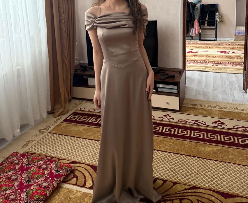 Вечерний платья продам