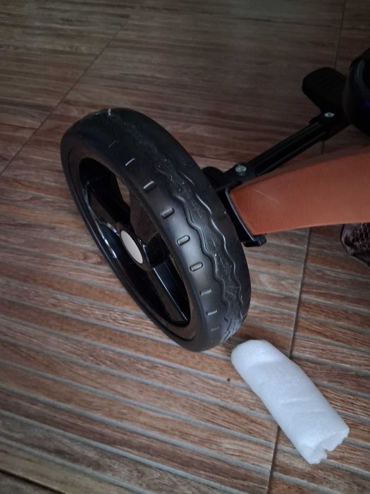 Carucior 2 în 1 nou