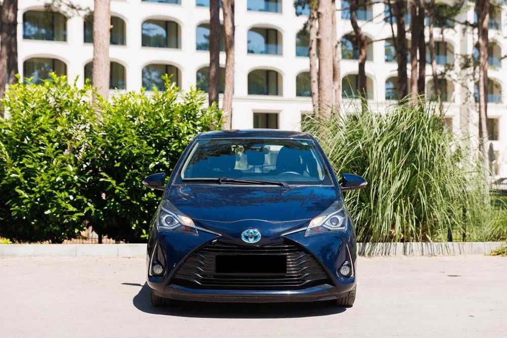 Toyota Yaris Hybrid | Rent A Car