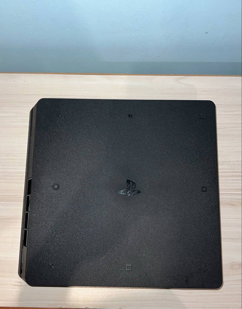 Ps4 slim +5 игри