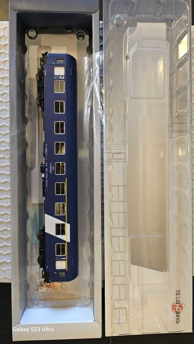 Vand vagon clasa 1/2 indigo, CFR, epoca IV , Tillig 501885 scara H0