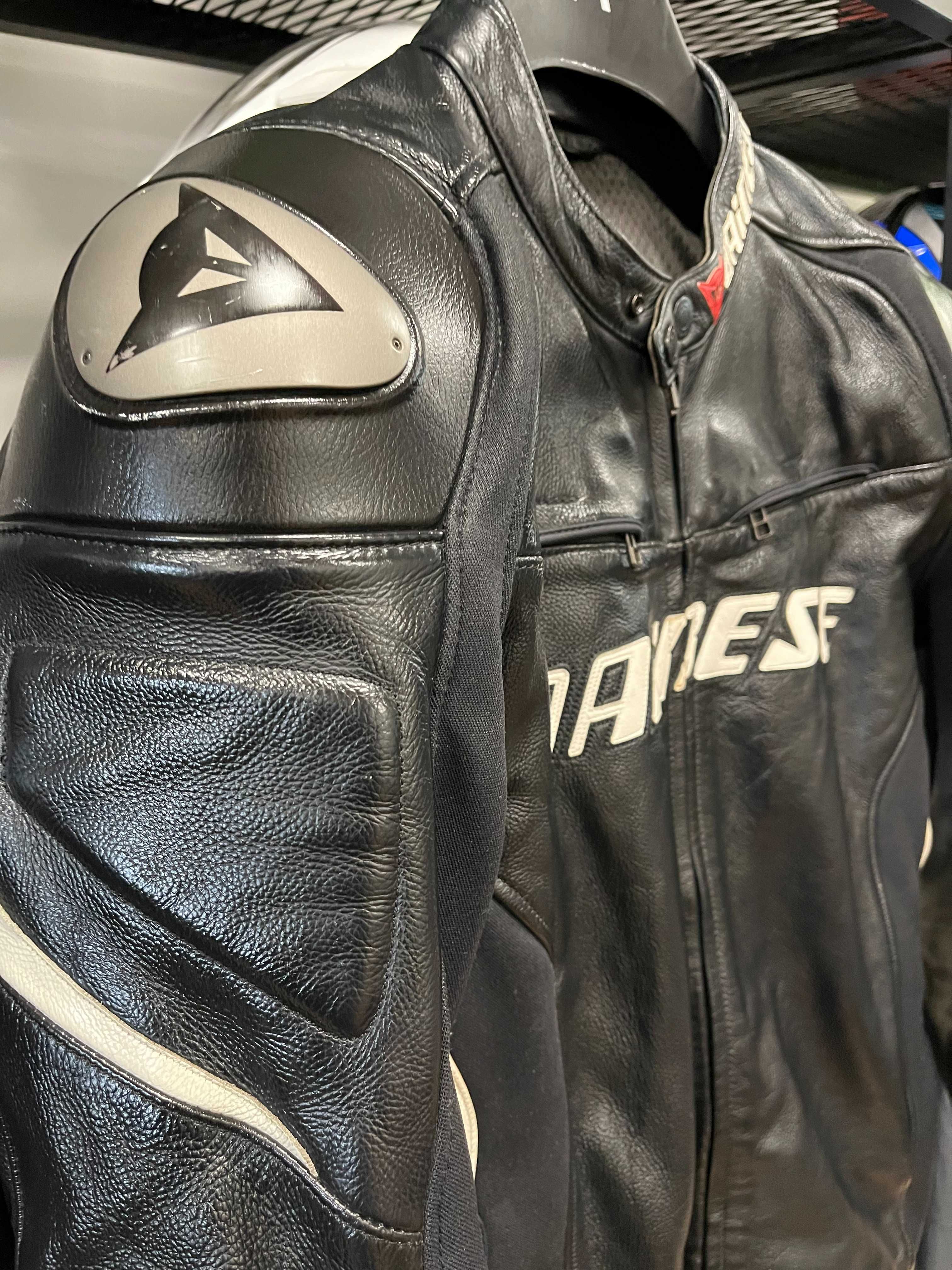 Кожено яке за мотор DAINESE AVRO D1 размер 56-XL,оригинално, като ново