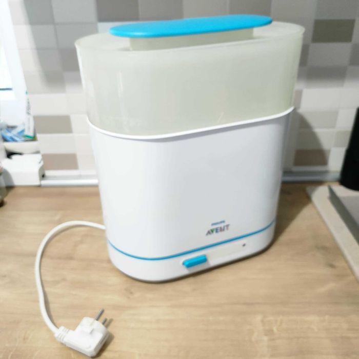 Vând sterilizator pentru biberoane Philips