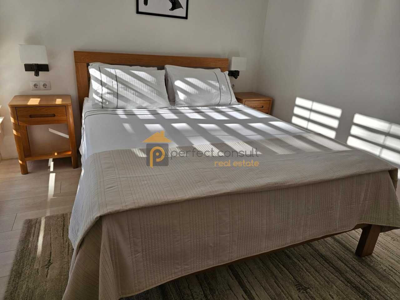 Продава се Двустаен апартамент в Пловдив, Център - 65 кв.м за 3616 €/кв.м - Снимка #8