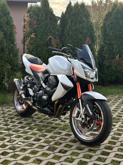 Kawasaki Z1000 2008 (mt, hornet ,cb, wr , yzf , cbr , ninja , r6 , r1)