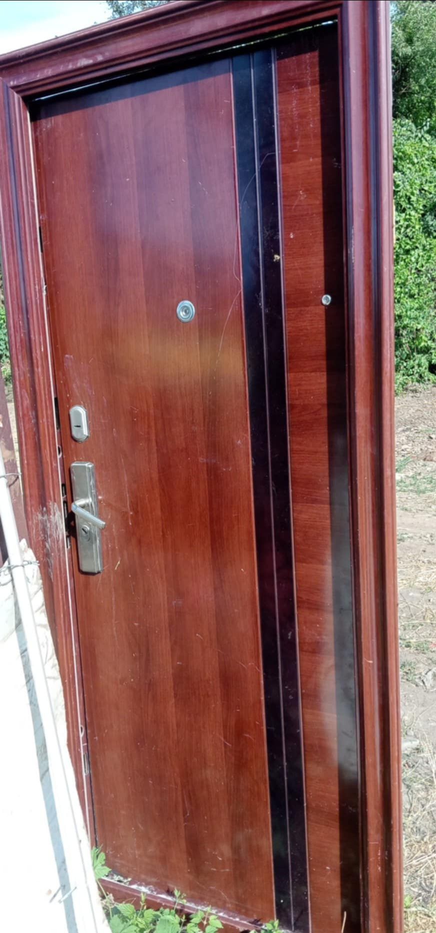 Vând ușă exterior