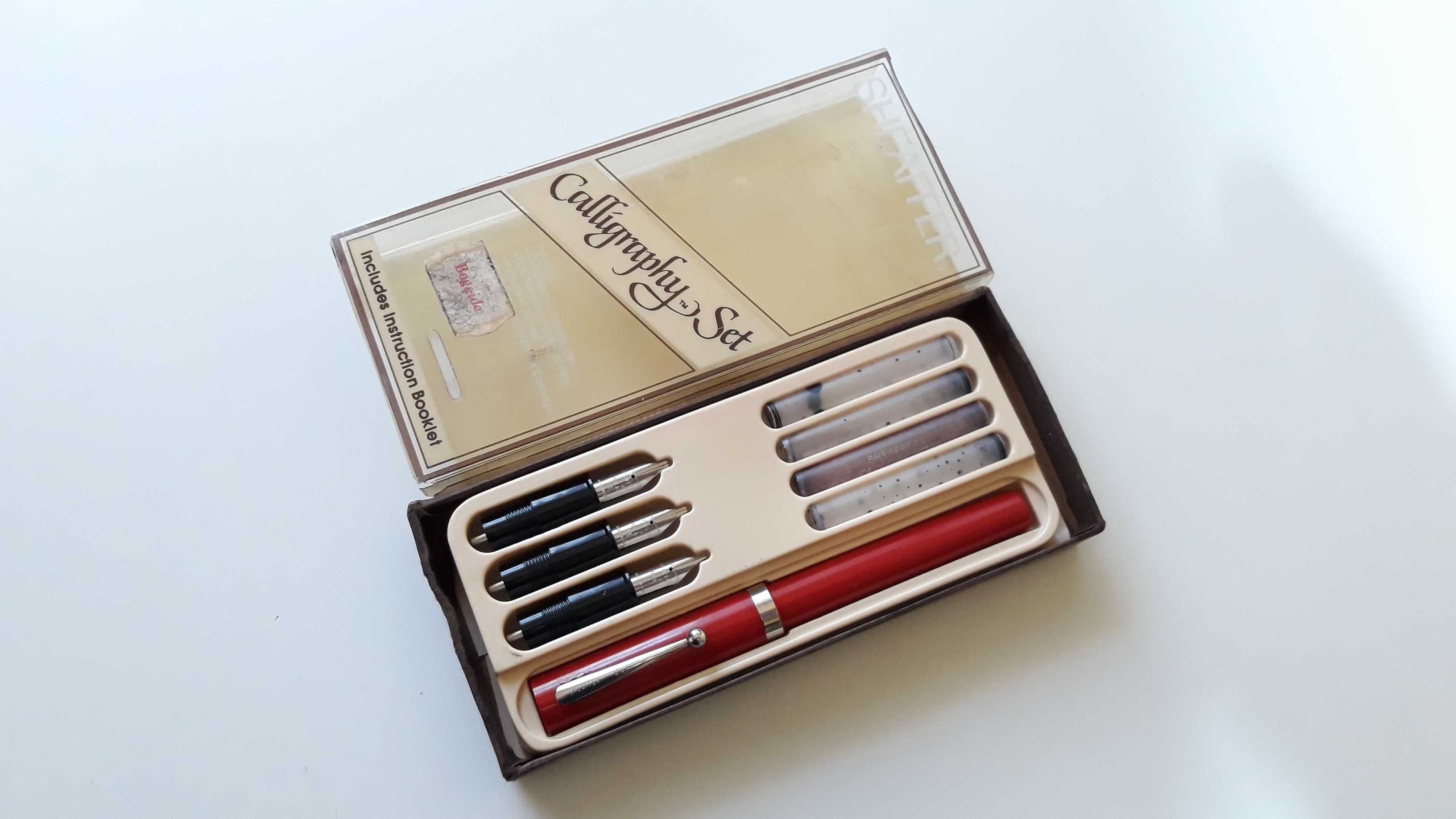 Vechi Stilou  Sheaffer Calligraphy set , Caligrafie , Rosu