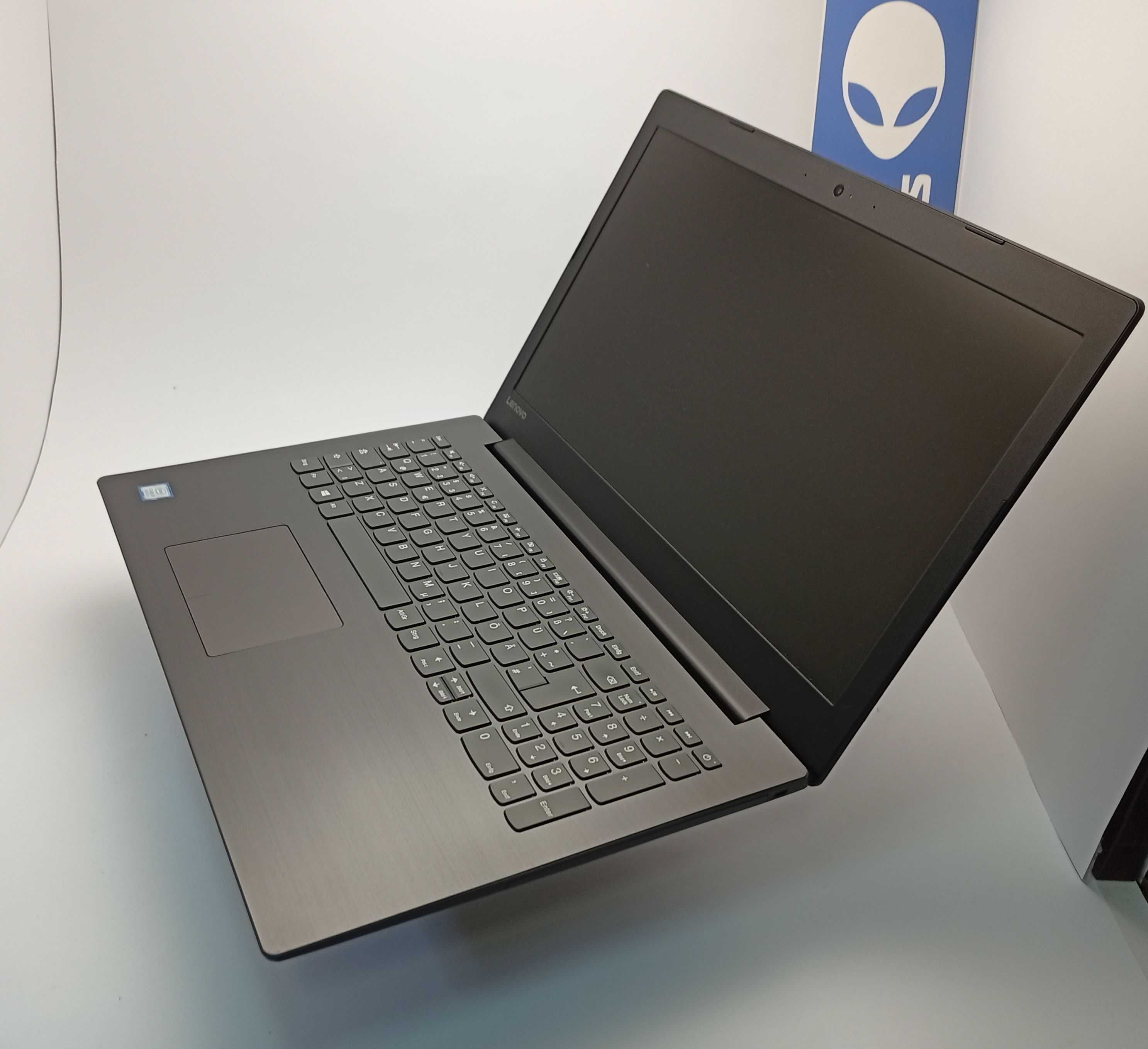 Lenovo IdeaPad 330-15IKB  i5 8250U/8GB/256SSD/FHD