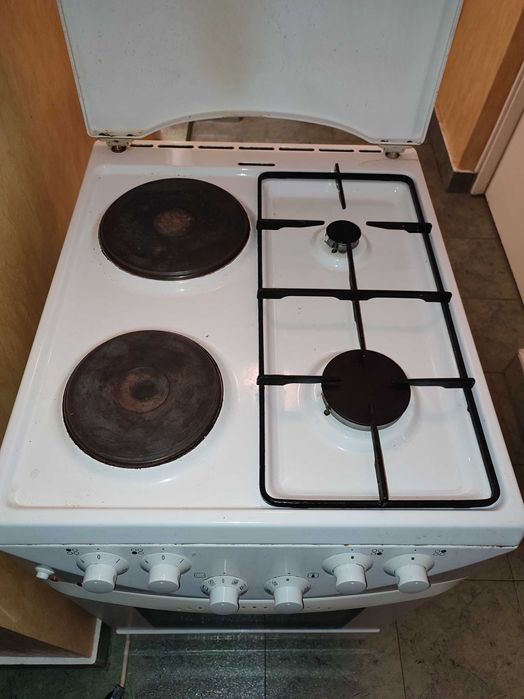 Готварска печка Gorenje K772WD