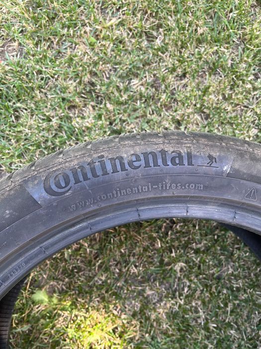 РАЗПРОДАЖБА! Continental Winter Contact - 245/40/R18 - 2 бр зимни гуми