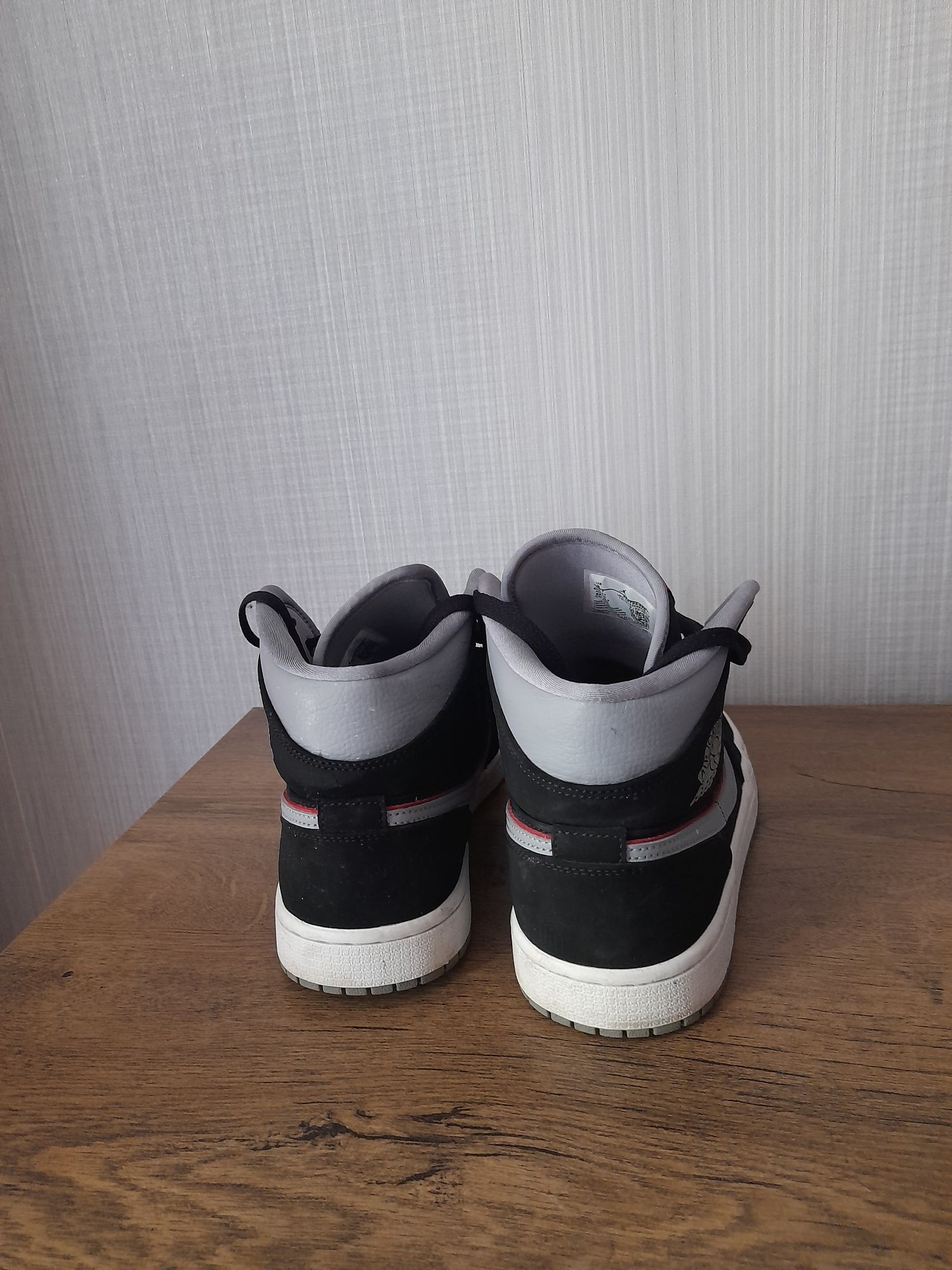 Jordan 1 Retro кецове 40- 41 номер.