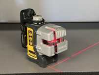 DeWalt DW089 Rosu nivela laser cu linii Raza de masurare: 0 - 50 m