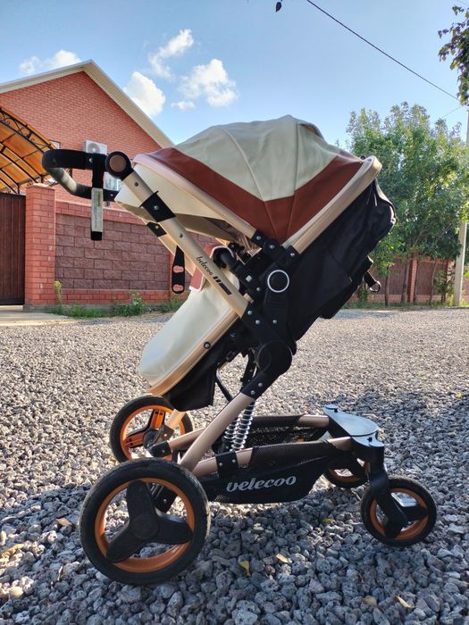 Продам коляску belecco