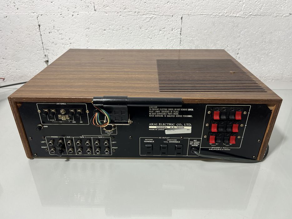 Vand receiver Akai AA-1050