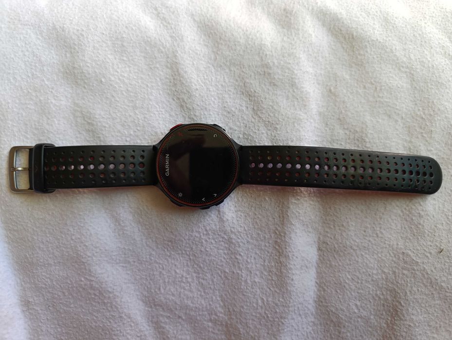 Garmin Forerunner 235