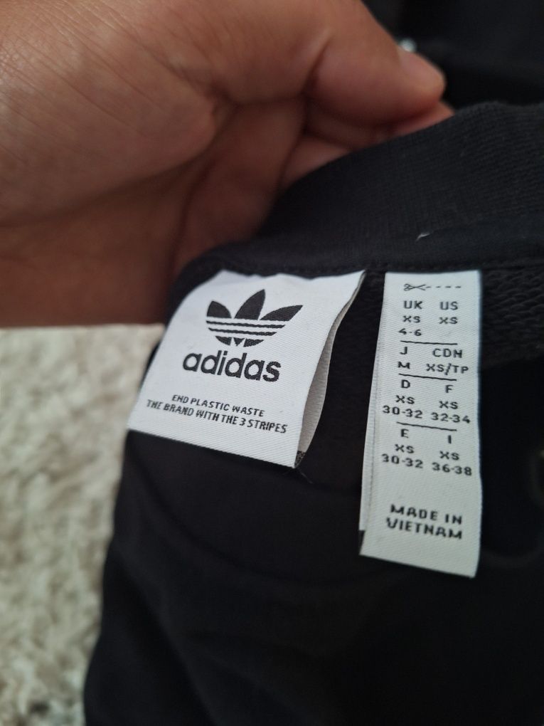 Дамски суичър adidas