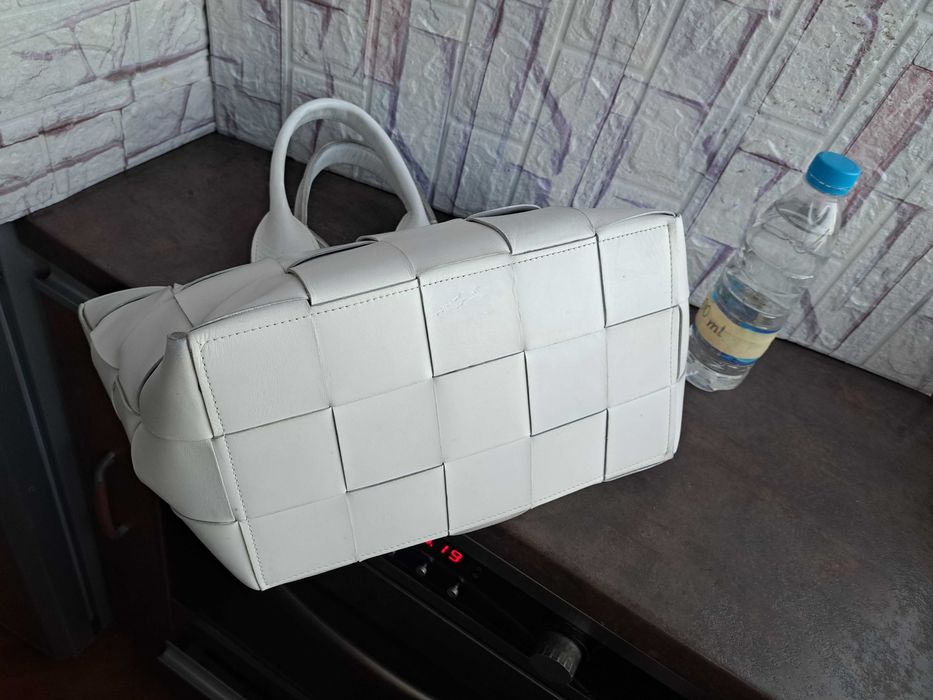 дамска чанта,бяла кожена чанта-естествена кожа