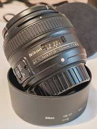 Nikon AF-S 50mm fi/1.8 G, impecabil cu parasolar și husa