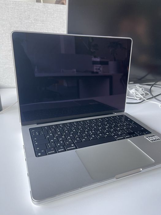 MacBook Pro 14" M1 Pro (A2442) 16GB / 512GB