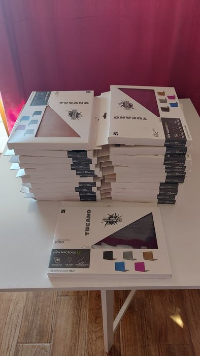 Lot protectii Macbook 12"Tucano Nido 23 buc.