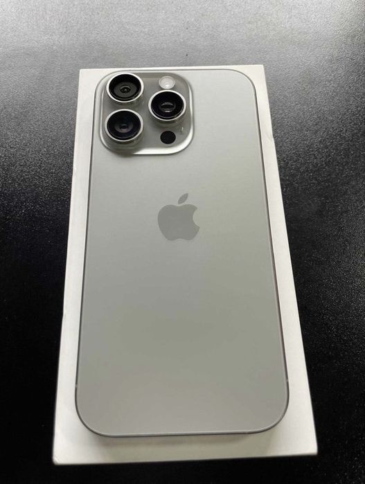 Iphone 16 pro 256gb natural titanium
