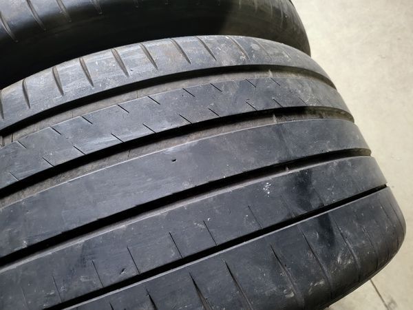 325/35/22 MICHELIN 2бр