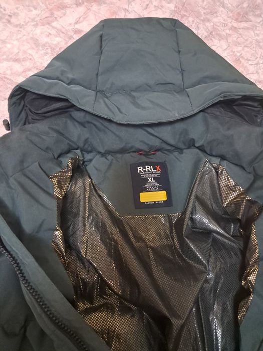 Продам куртку в хорошем состояние