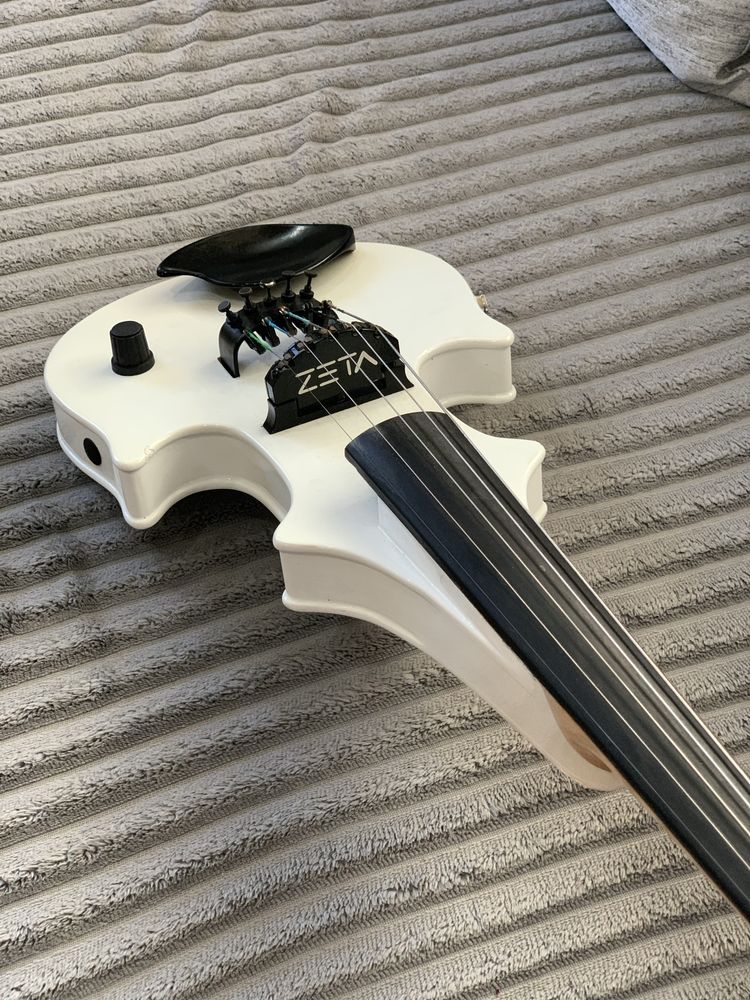 Vioara Zeta 5 corzi alba imbusuri