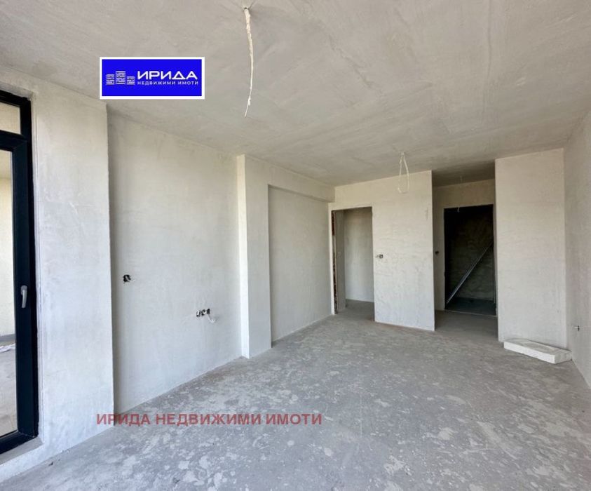 Тристаен апартамент в Манастирски ливади