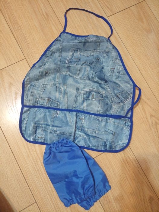 Детский фартук с нарукавниками