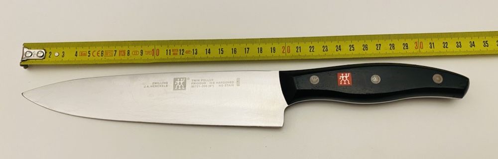 Cutitul Bucatarului Zwilling Five Star, Four Star Professional S 200mm