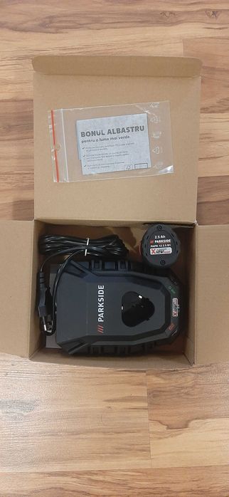 Set incarcator 12V 6Ah+acumulator 2,5Ah PARKSIDE-5lei transportul