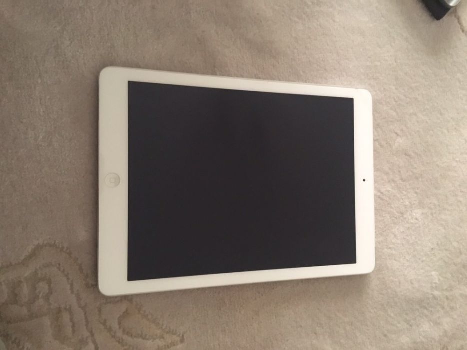 iPad Air 16GB , Wifi + Cellular