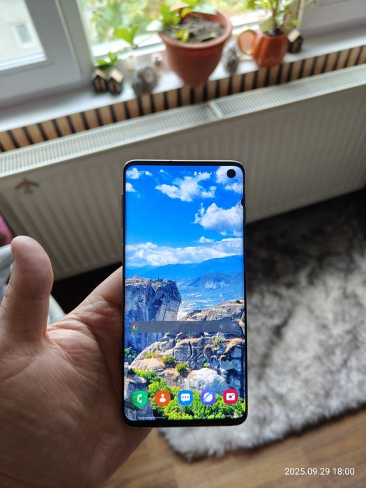 Samsung galaxy S10, geam display crapat, functional 100%