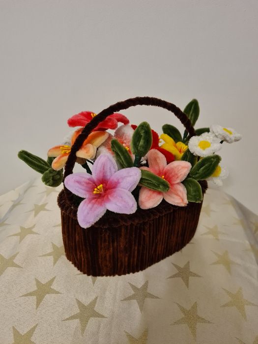 Ghivece flori din sârmă plusata